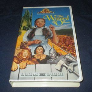 The Wizard of Oz (from 1939) MGM Family Edition (VHS, 1996) w/ Clamshell Case